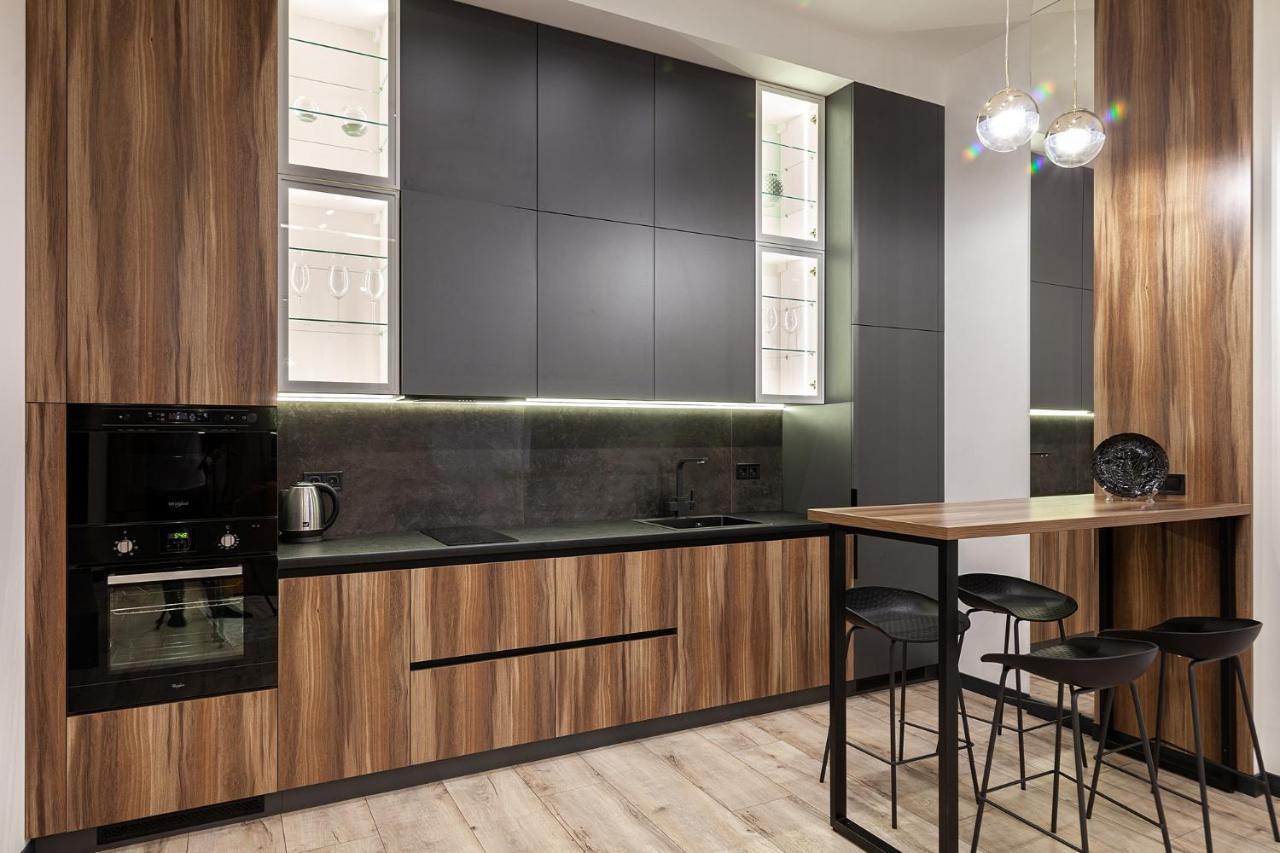 Royal Apartment On Leontovicha 7/2 ลวีฟ ภายนอก รูปภาพ