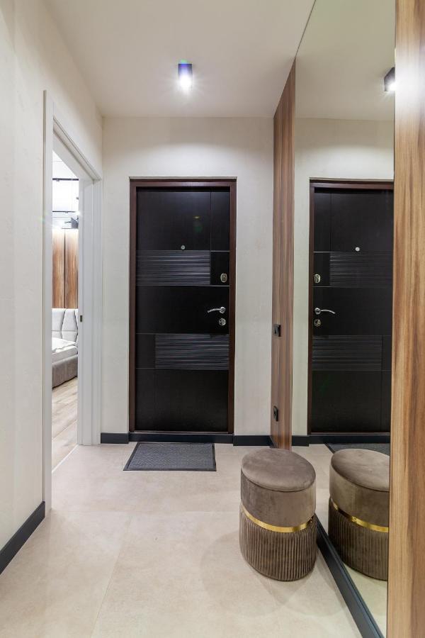 Royal Apartment On Leontovicha 7/2 ลวีฟ ภายนอก รูปภาพ