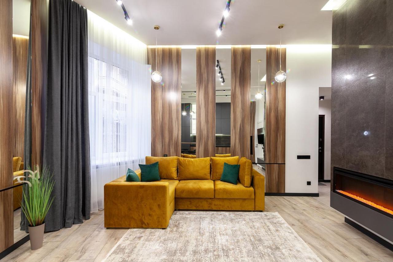 Royal Apartment On Leontovicha 7/2 ลวีฟ ภายนอก รูปภาพ